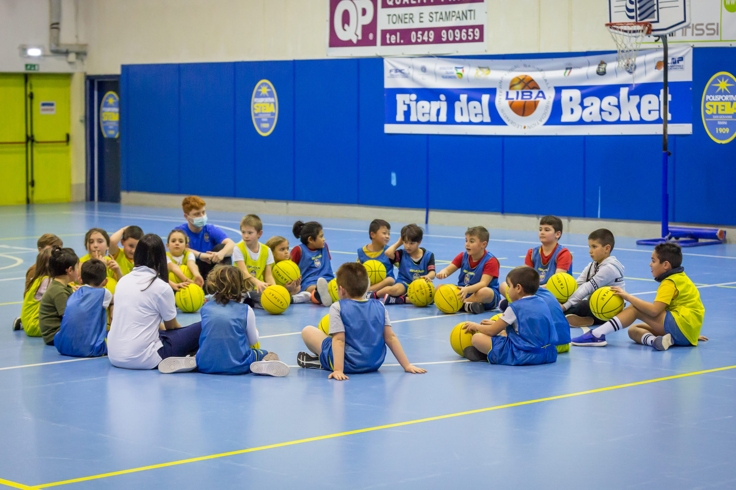 MINIBASKET – FESTA DI NATALE PER I PIÙ PICCOLI